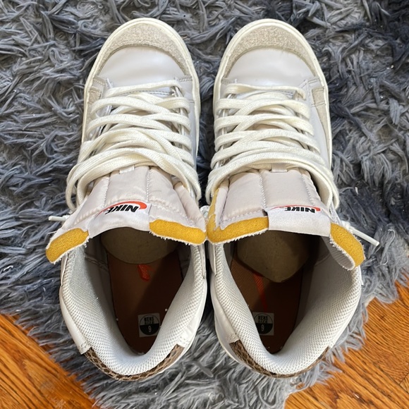 Nike Blazers Mid ‘77 VNTG *Reptile* - Picture 3 of 4